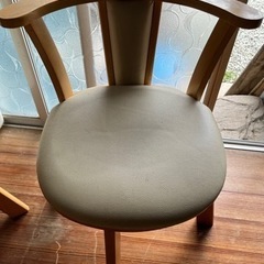 家具 椅子 ダイニングチェアの画像
