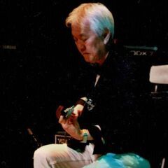 ギター伴奏でライブしたい女性シンガーを募集します