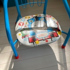 トーマス　椅子の画像