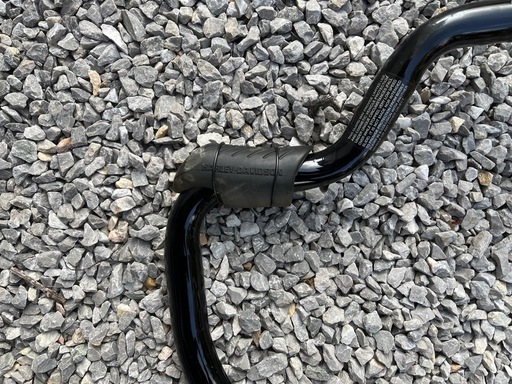 ハーレー2022年式エンジンガード