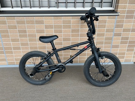 TNB キッズ BMX PLUG14 14型自転車