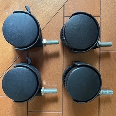 アイリスオーヤマのメタルラック　25mm径ポール用キャスター（4...