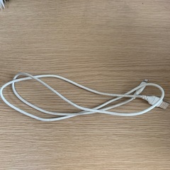 アップルの充電ケーブル