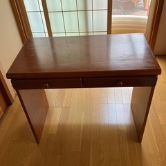 木目調机の画像