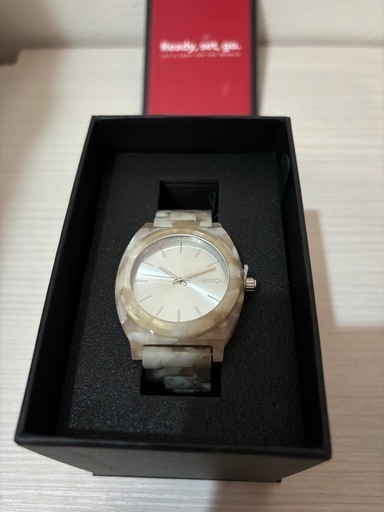 Nixon 腕時計　レディース