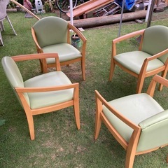 椅子四脚　無料であげます！