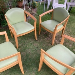 椅子四脚　無料であげます！の画像