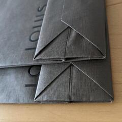 Louis Vuittonショッパー　紙袋　20×26×6cmの画像