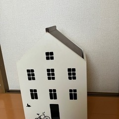 ハウス型ゴミ箱