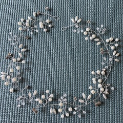 ヘッドアクセサリーの画像