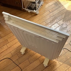 電気パネルヒーターの画像