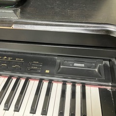 電子ピアノの画像