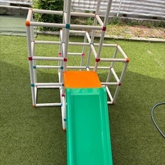 傷みあり　ピープル　白いわんぱくジム　