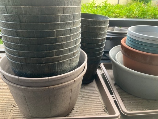 ダルトン、陶器の植木鉢➕もろもろの植木鉢多数セット