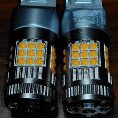高品質LEDウインカー3000lmバルブ！ファン内蔵タイプ！の画像