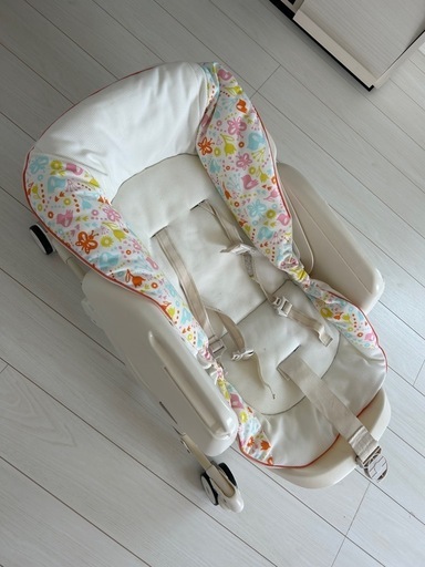 コンビ　ネムリラ　ハイローチェアー