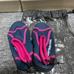 アクアシューズ