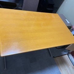 ダイニングテーブル