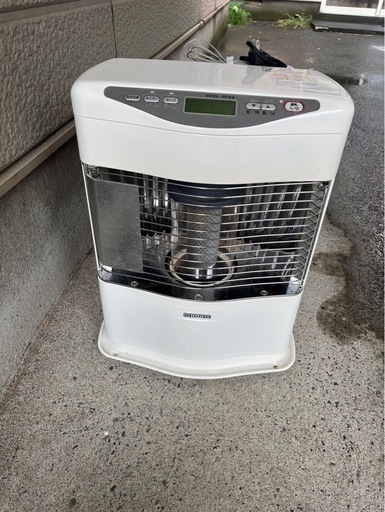 FFストーブ　➕　灯油タンク　セット