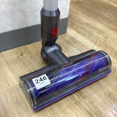 【取りに来られる方限定】dyson スティッククリーナー SV37 の画像