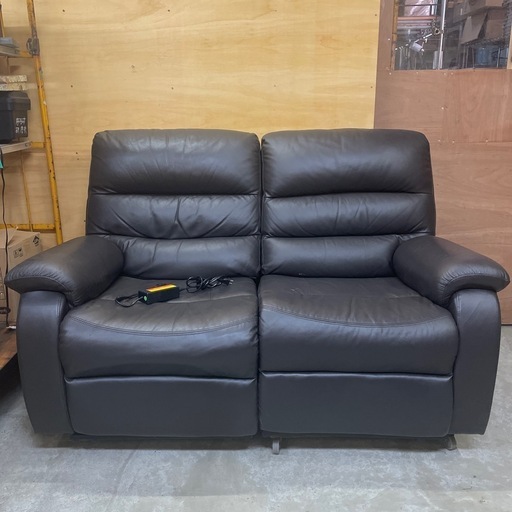 ニトリ　電動リクライニングソファ 難あり 合成革 二人掛け  黒 中古品