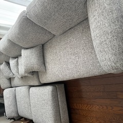 カウチソファー　max6人掛け　購入希望の方値下げ相談承ります