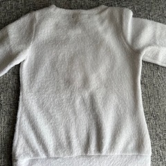 女児　セーター　size130の画像