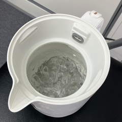 電気ケトルの画像