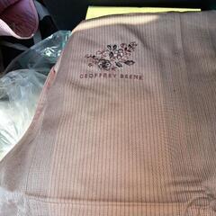 シーツ、こたつ掛け、毛布、全てもらってくれる方の画像