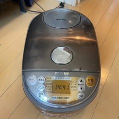 炊飯器（圧力IH 5合炊き）