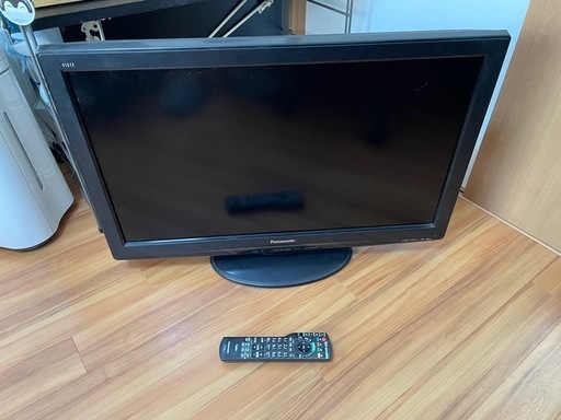 テレビ 32型Panasonic TH-32R2