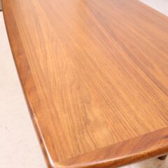 unico(ウニコ)のNORD(ノルド)シリーズ ローテーブルです！しっとりと