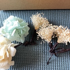 ヘッドドレス　髪飾りの画像