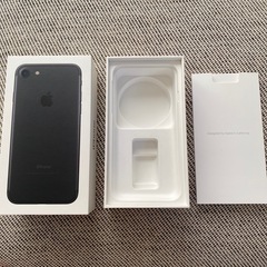 【値下げしました‼️】Apple iPhone 7 の箱です
