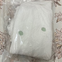 ジェラートピケ ワンピース フルーツ 刺繍　メロン　グリーンの画像