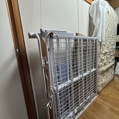 セミダブルベッド、ベッドフレーム(金属製)