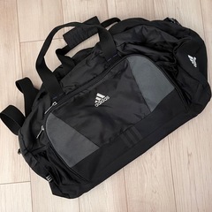 adidas 　ダッフルバッグ　黒