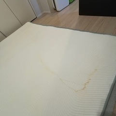 コアラマットレス　上半分のみ　シミありの画像