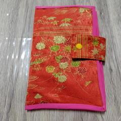 ポケットいっぱい！　母子手帳ケース　お薬手帳ケースetc　(赤)の画像