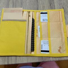 ポケットいっぱい！　母子手帳ケース　お薬手帳ケースetc　(黄色)の画像