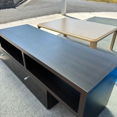 テーブルとテレビボードのセット