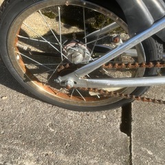 ミニ折りたたみ自転車連絡早い方　前輪パンク直せば治ります。サビも取れば全然のれます！の画像