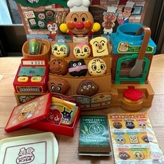 アンパンマン工場 おもちゃ 箱付き