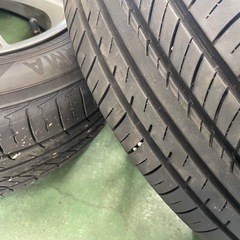アクアなどに175/65R15 アルミホイールセットの画像