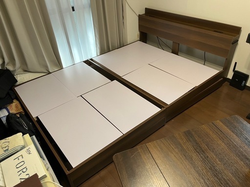 ダブルベッドフレーム