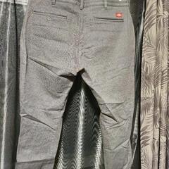 Dickies チノパンの画像
