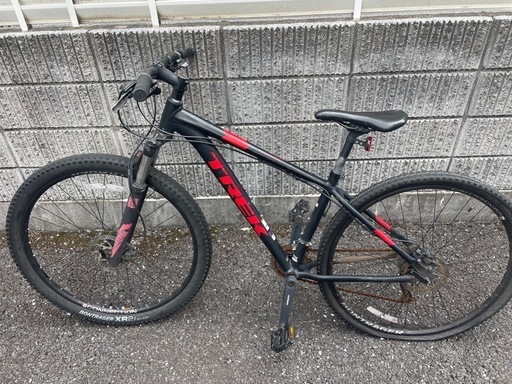 大特価！早い者勝ちGIANT TALON2 マウンテンバイク シルバー/ブラック 早い者勝ち】マウンテンバイク 大特価！早い者勝ちGIANT TALON2