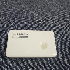 【NTT docomo ポケットチャージャー モバイルバッテリー

】