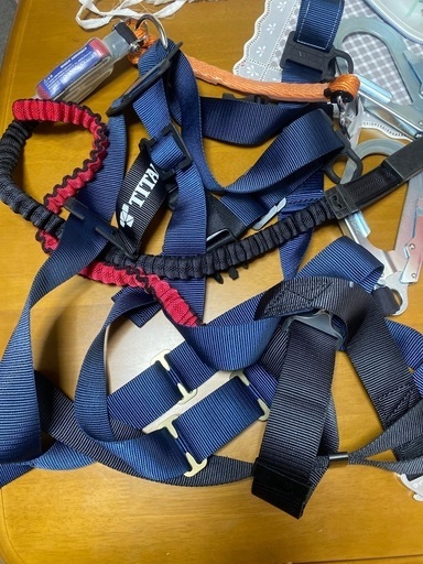 新品タイタンフルハーネス　フリーサイズ
