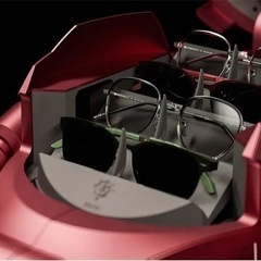 ザクヘッド型メガネケースの画像